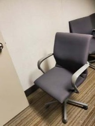 [#B5-7] Meeting Room Chair