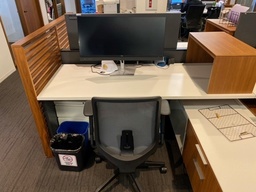 [#A4-1] Complete Workstation - 72" x 30" (chair, pedestal &amp; monitor not included)
