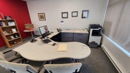 [#E7-6] U-Shaped Office Suite