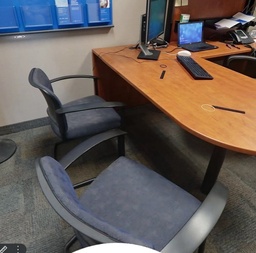 [#B8] Sled Base Guest Chairs