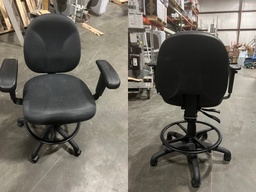 [#B13-4] Black Task Stool