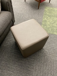 [#B11-30] Brown Cube Seat