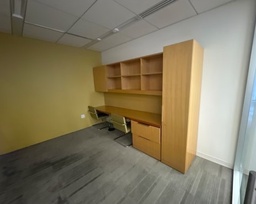 [#E8-9] Straight Desk w/ Overhead Cabinet