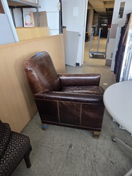 [#B12-45] leather lounge chair