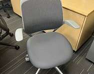 [#B13-63] Desk Chair