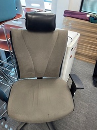 [#B13-26] Leather Task Chair