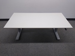 [#E9-17] White Desk w/ Crank Base (60x30)