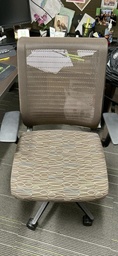 [#B13-112] Chair