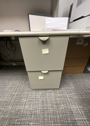 [#D16-111] Metal Pedestal, Grey