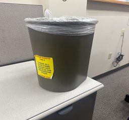 [#G3-6] trash can