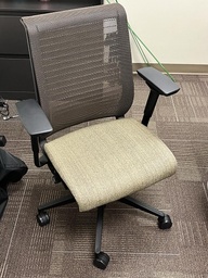 [#B13-174] Chair