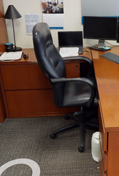 [#B13-8] Leather Task Chair