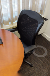 [#B13-11] Black Mesh Task Chair