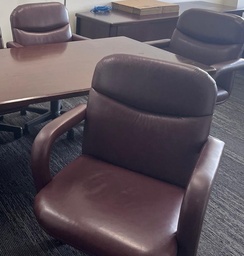 [#B4-7] Faux Leather Meeting Chair