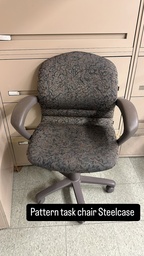 [#B13-67] Steelcase Pattern Task Chair 