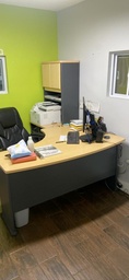 [#E3-11] Desk - 59”x43”x30”