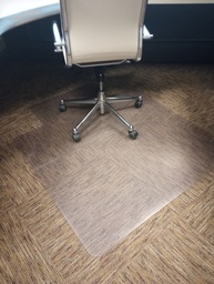 [#I3-28] Plastic Floor Mat
