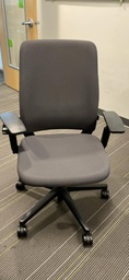 [#B13-2] Amia Chairs
