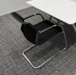 [#B8-8] Black Sled Base Chair