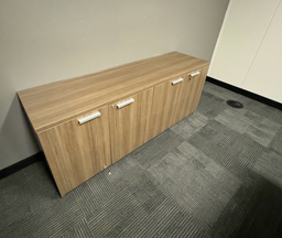 [#D5] Credenza