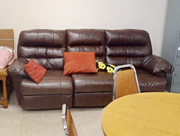 [#B6] Leather Couch