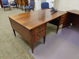 [#E4-421] Desks