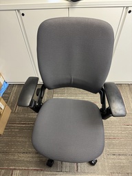 [#B13] Steelcase Task Chair