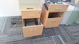 [#D17-10] Small Cabinet