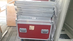 [#H15-27] Red Container