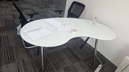 [#C4-37] Table (Glass Top)