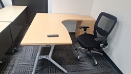 [#E6-44] L-Shaped Desk