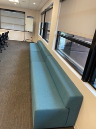 [#B6-38] Knoll Blue Couch 