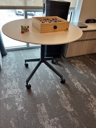 [#C4-9] small round tables