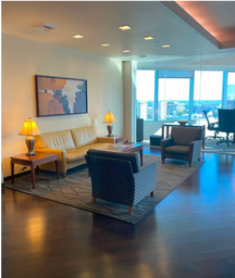 [#B12-8] Lounge Chairs