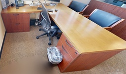 [#E6] L-Shaped Desks