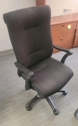 [#B13] Black Cushioned Task Chair