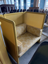 [#B3-33] Yellow/Orange Booth