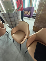 [#B8-66] Tan Leather Side