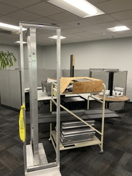 [#L1-51] Silver Rack