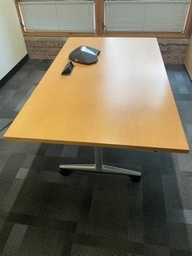 [#C5-1] Table, maple, 36x60