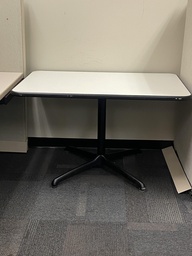 [#C1-9] Small Black and white table