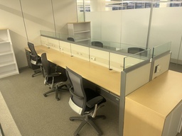 [#A2-7764] Work Stations Bull Pen Consisting Of 6 Stations W/Bbf And Panels Down The Spline