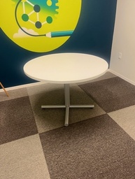 [#C4-66] ROUND TABLE-WHITE W/ STAR BASE