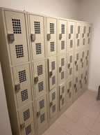 [#D15-42] LOCKERS--16 SECTIONS