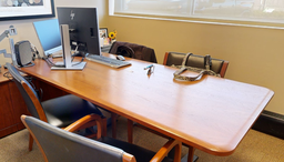 [#C5-6] Conference table