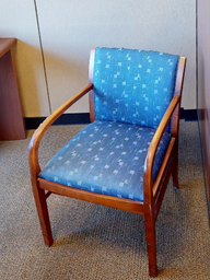 [#B9-3] Blue patterned with arms guest chair
