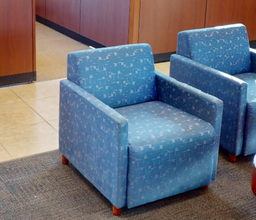[#B12-4] Blue Patterned Lounge Chair