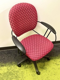 [#B13-11] Task Chair - magenta checkered Uno