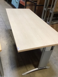 [#E2-48] 7230 TEKNION WORK TABLE