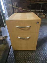 [#D17-9] MOBILE PEDESTAL TEKNION